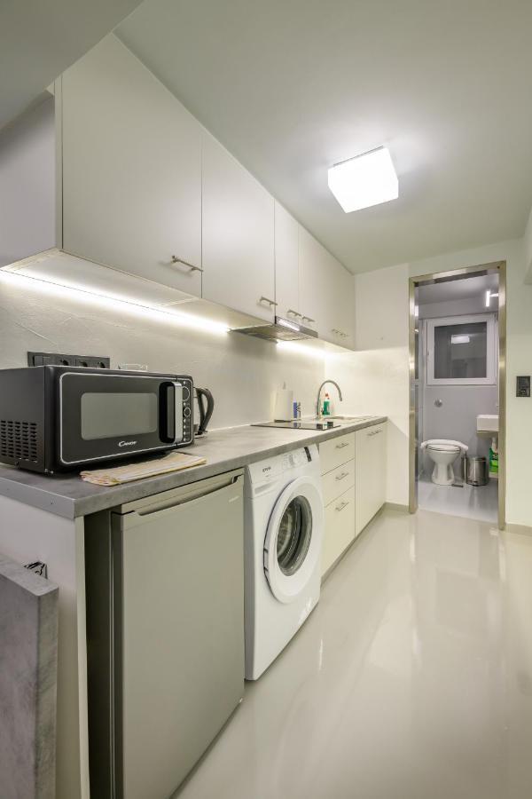아테네 Fully Renovated Underground Flat In Pagrati 아파트 외부 사진